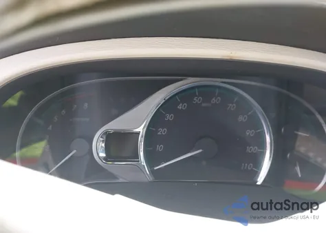 2011 Toyota Sienna Xle V6 z USA, uszkodzony, nr VIN 5TDYK3DC8BS128232